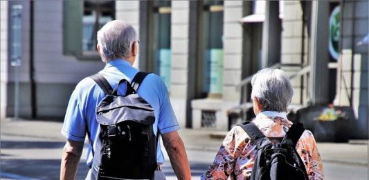 פנסיה או ביטוח מנהלים - איזה חיסכון טוב יותר לפרישה?